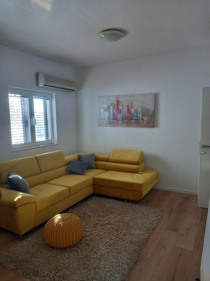 Guesthouse Brajković Vodice Eksteriør billede