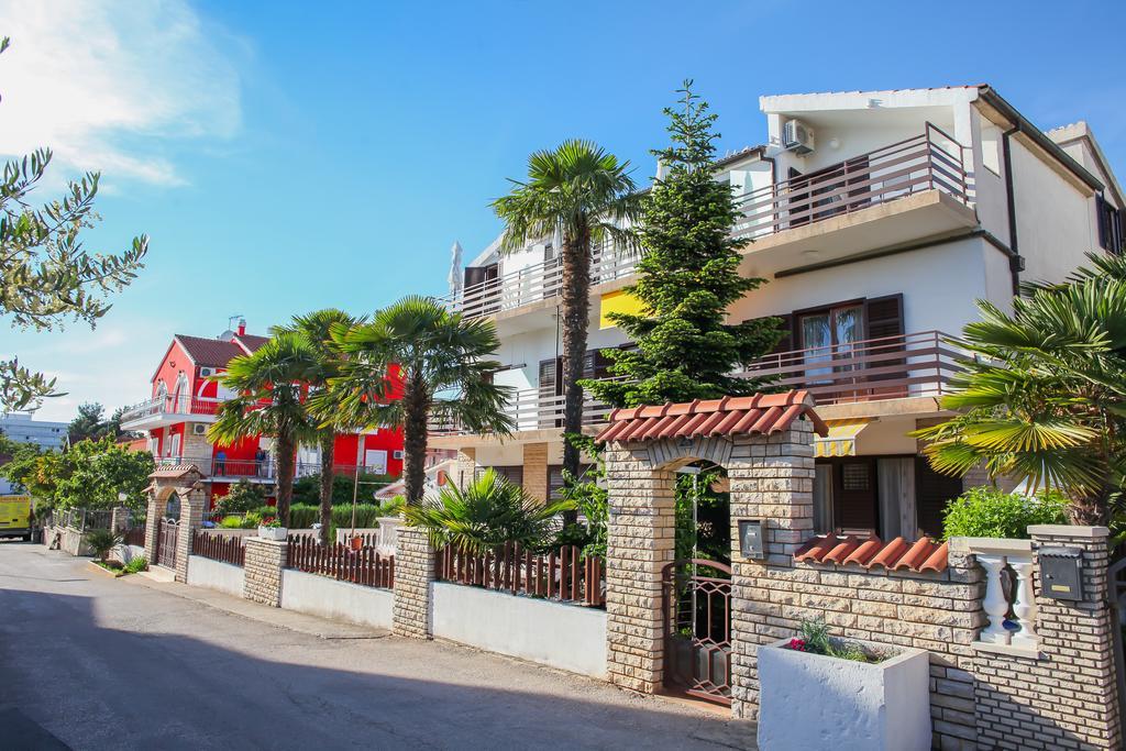 Guesthouse Brajković Vodice Eksteriør billede