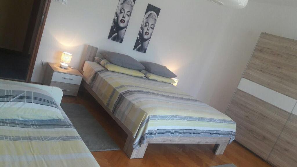 Guesthouse Brajković Vodice Eksteriør billede