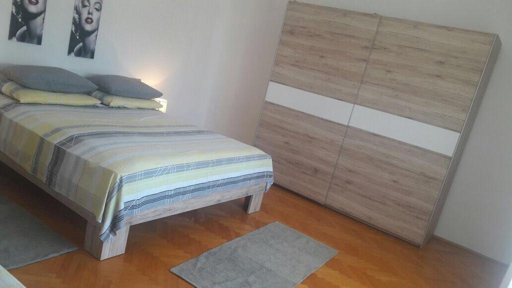 Guesthouse Brajković Vodice Eksteriør billede