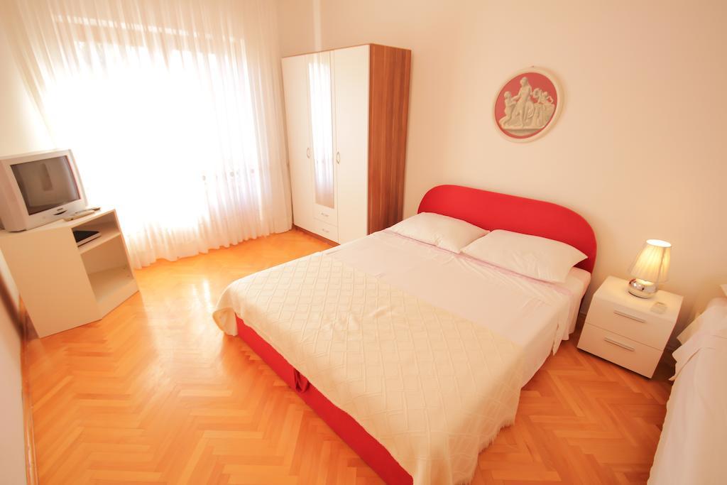 Guesthouse Brajković Vodice Værelse billede